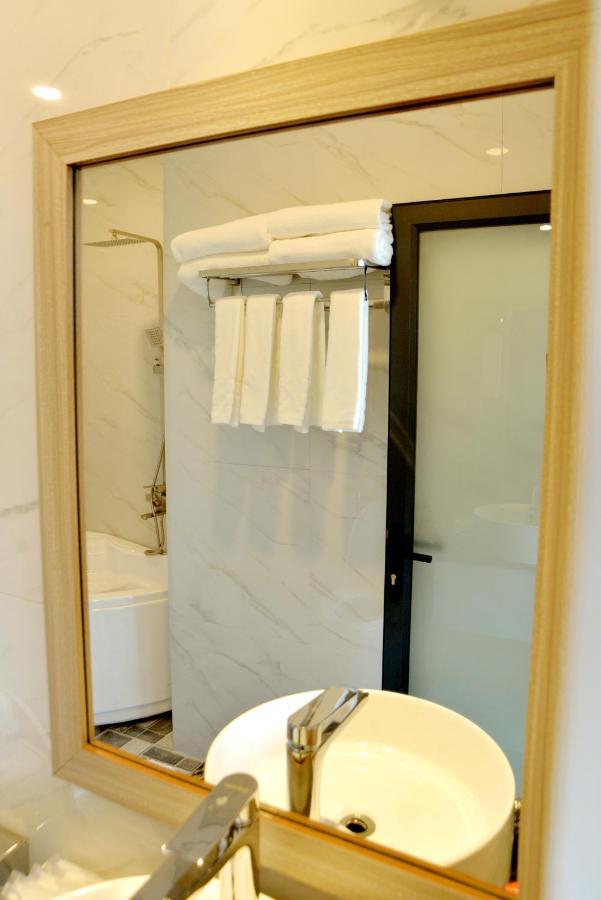 Buon Ma Thuot Hotel מראה חיצוני תמונה